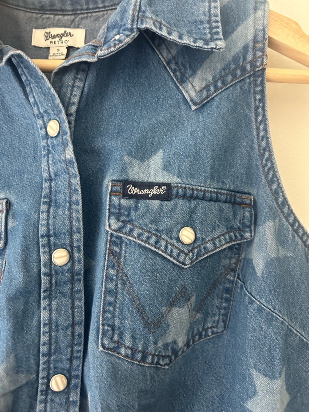 Wrangler Retro Small Americana Front Tie Sleeveless Snap Western Shirt - Picture 3 of 9